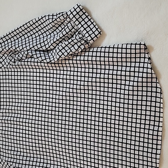 ADRIANNA PAPELL BLACK * WHITE SQUARE DESIGN TOP SMALL - Picture 2 of 11